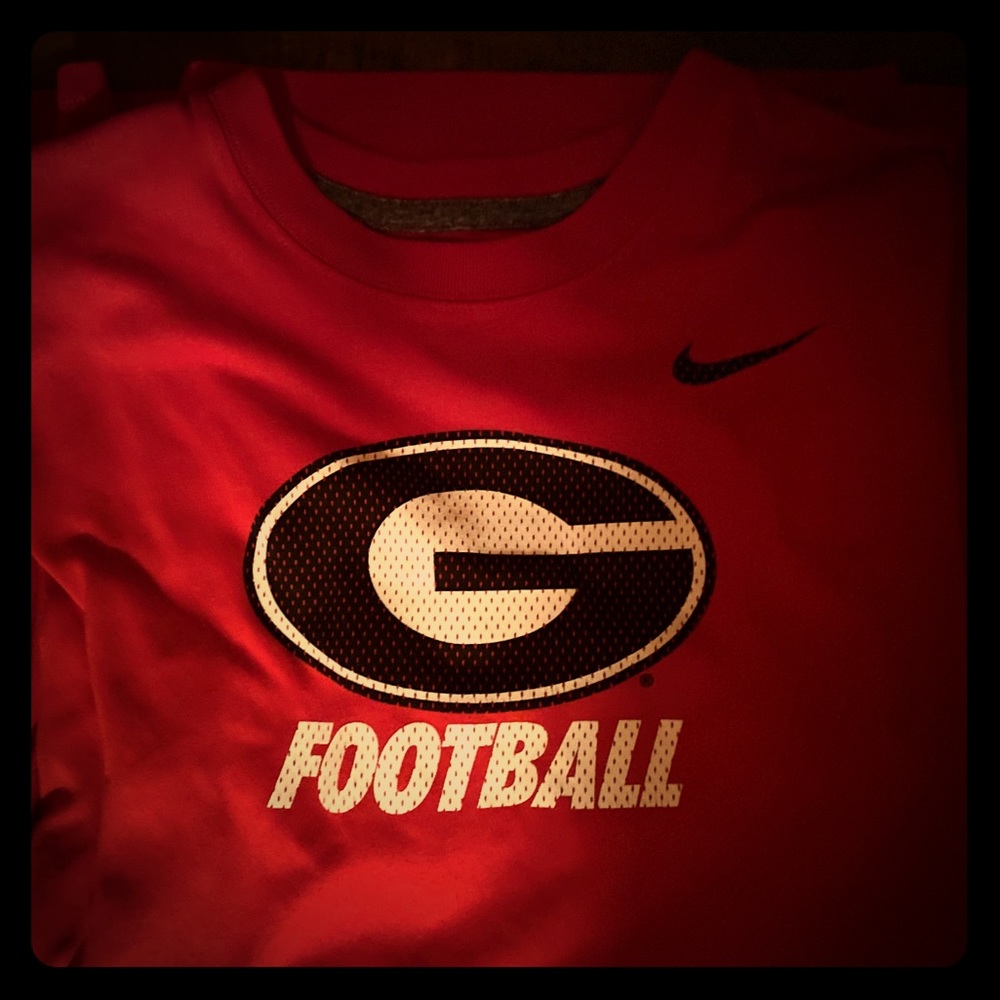 NWOT Dri-Fit Nike GA Bulldogs Tshirt